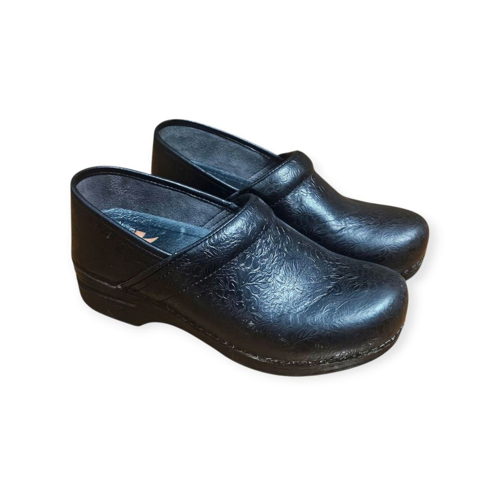 DANSKO Women's Professional Tooled Black Clogs Sz 39